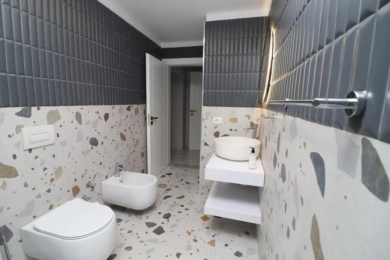 Hercules Room Himare