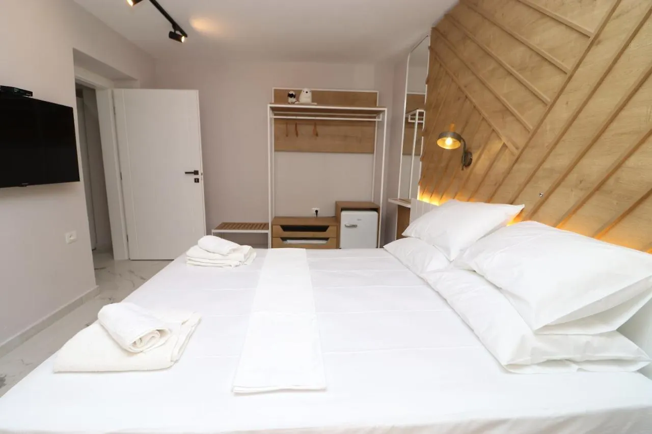 Bed & Breakfast Hercules Room Himare