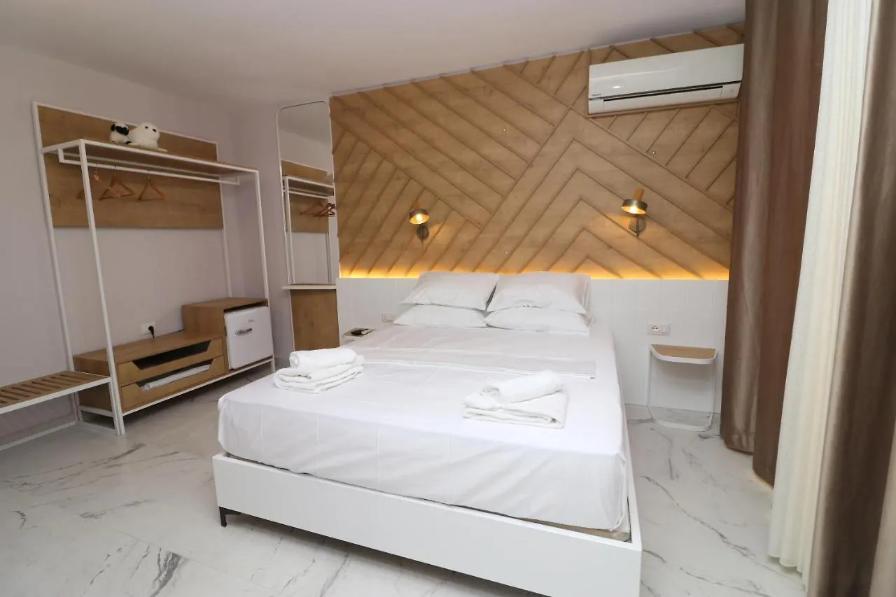 Bed & Breakfast Hercules Room Himare Albania